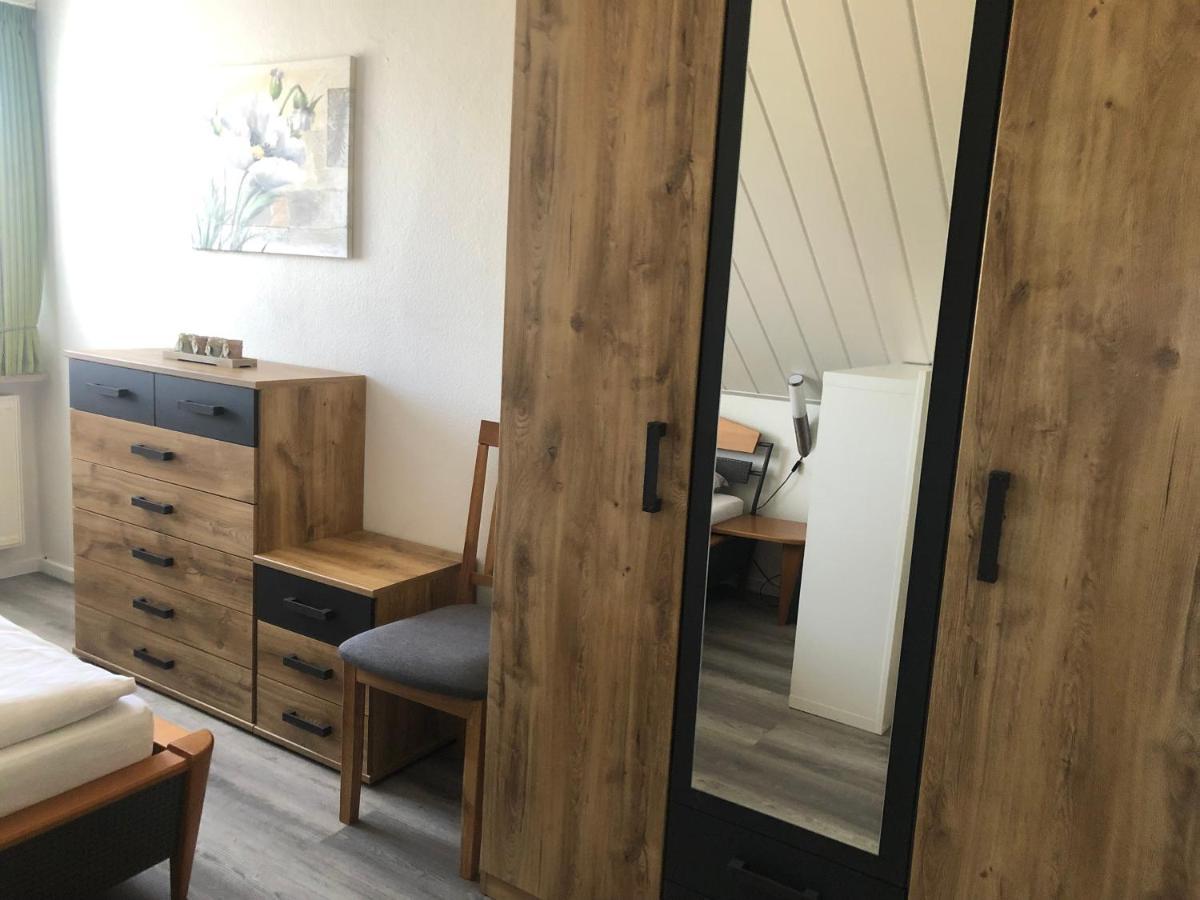 Ferienwohnung Viezens Neustadt am Rübenberge Buitenkant foto