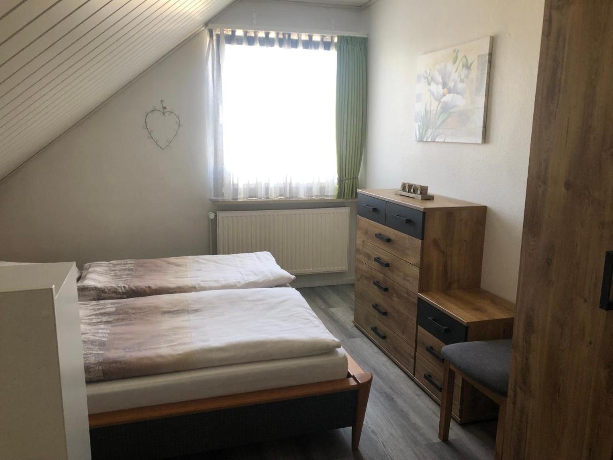 Ferienwohnung Viezens Neustadt am Rübenberge Buitenkant foto
